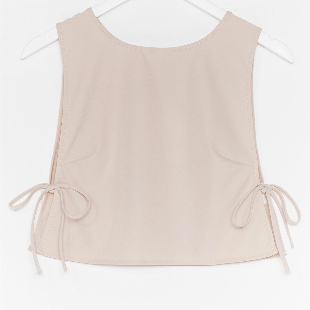 Nasty gal tie side cropped tank